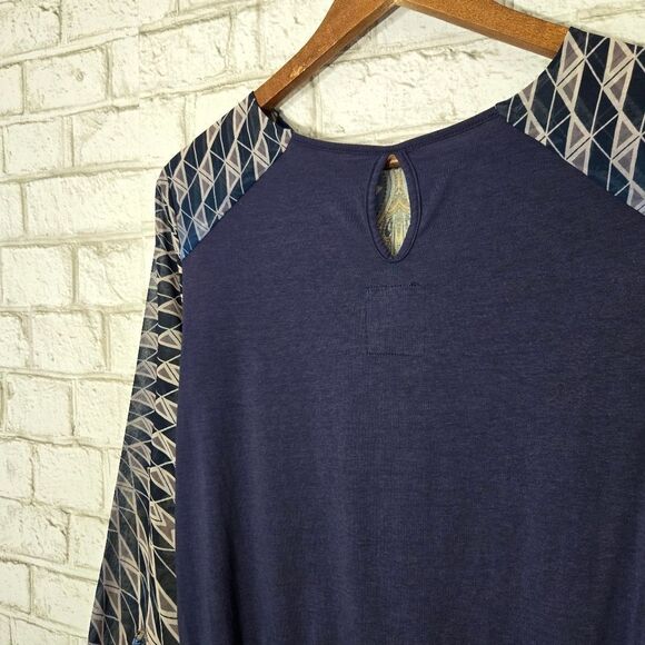 Cap Juluca navy printed top - Picture 11 of 15